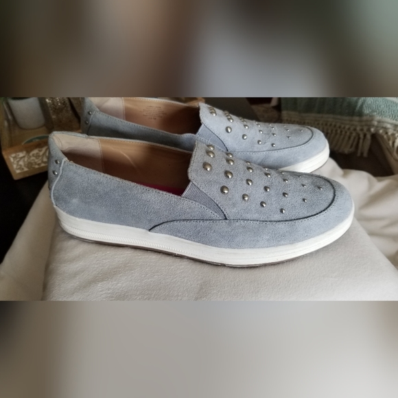 Baby blue suede loafers - Picture 2 of 2